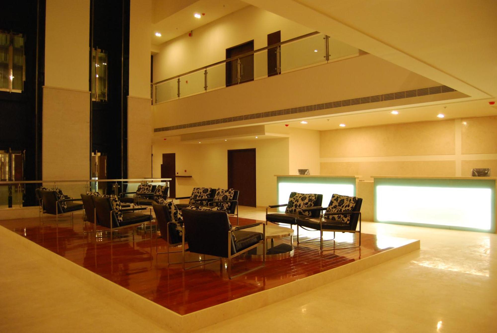 Royal Park Kakinada Hotel Exterior foto